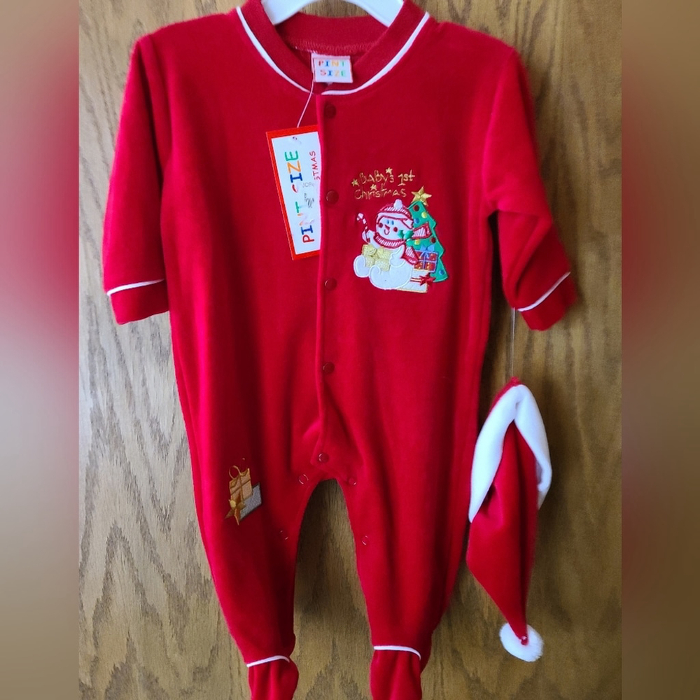 Infant Holiday 1st Christmas Outfit + Santa Hat Size 6/9 mos NWT